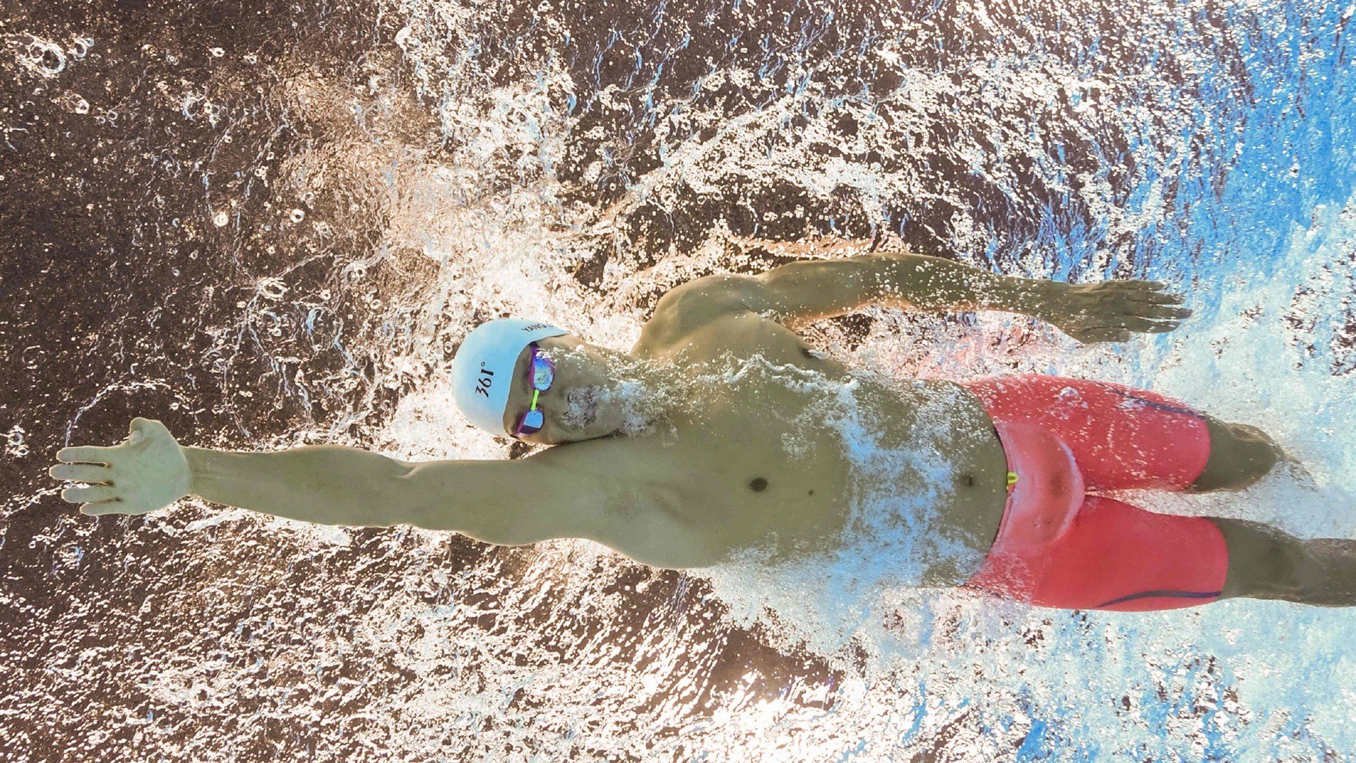 恩波利强调战术纪律压制对方进攻线路，恩波利里奇